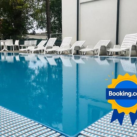 Lelle Riviera Apartment Balatonlelle Luaran gambar