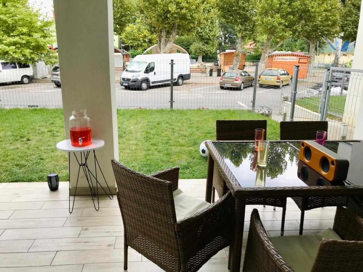 Lelle Riviera Apartment Balatonlelle Luaran gambar