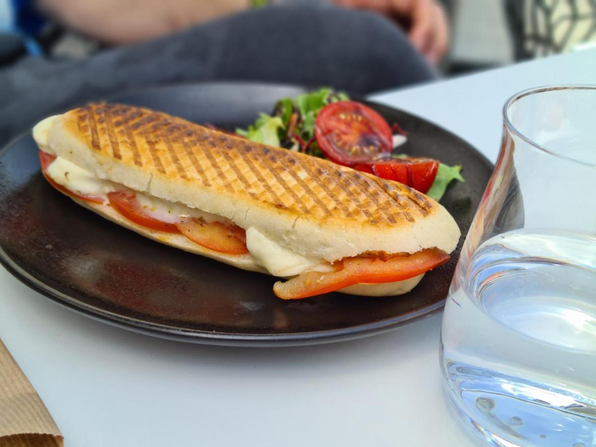 Lelle Riviera Apartment Balatonlelle Luaran gambar